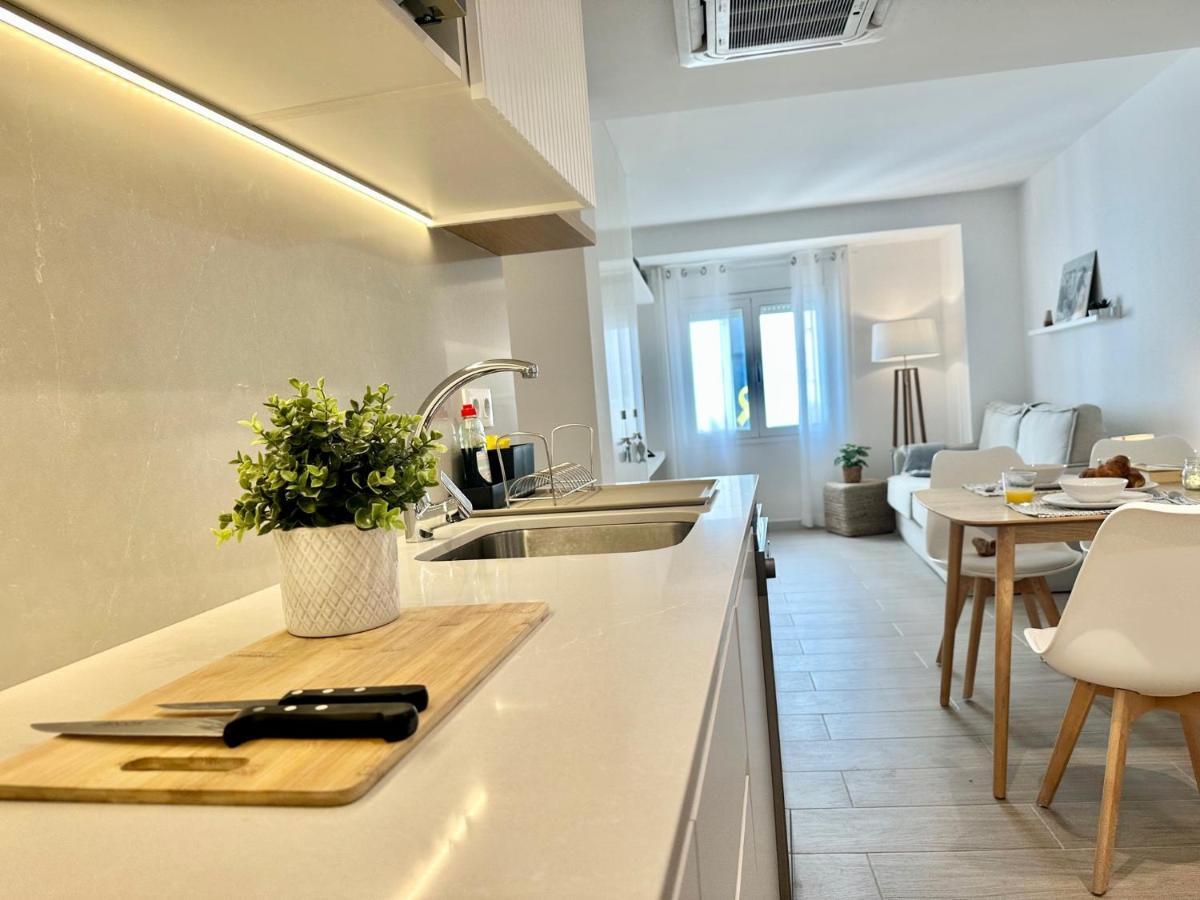 Llagut Apartment L' Escala Luaran gambar